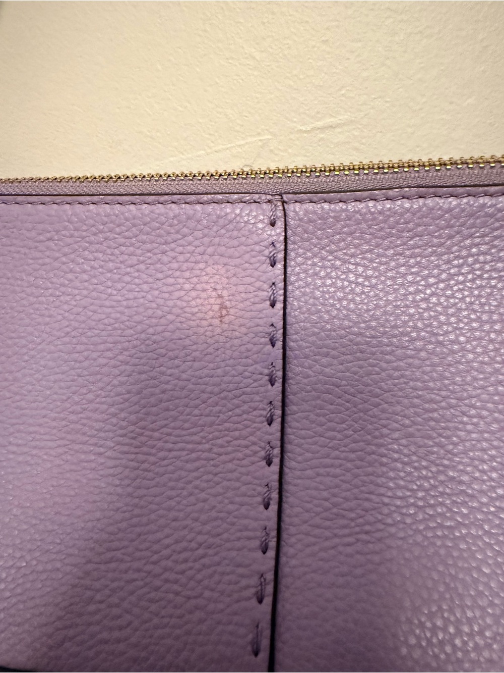 Tory Burch Lavender Leather Shoulder Pouch with Logo - Picture 2 of 13